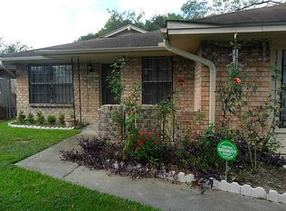 8515 Cottage Gate Ln, Houston, TX 77088