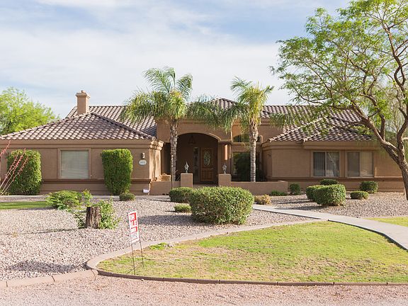 manicured front yard