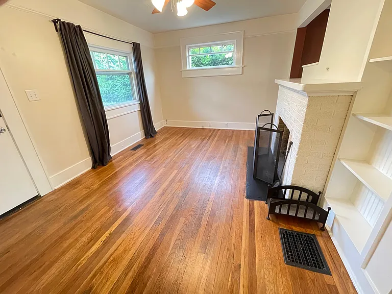 6701 NE Garfield Ave — Photo 3
