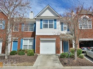 6241 Shoreview Cir, Flowery Branch, GA 30542