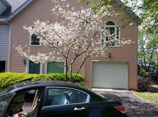 790 Lake Frances Dr APT 5, Charleston, SC 29412