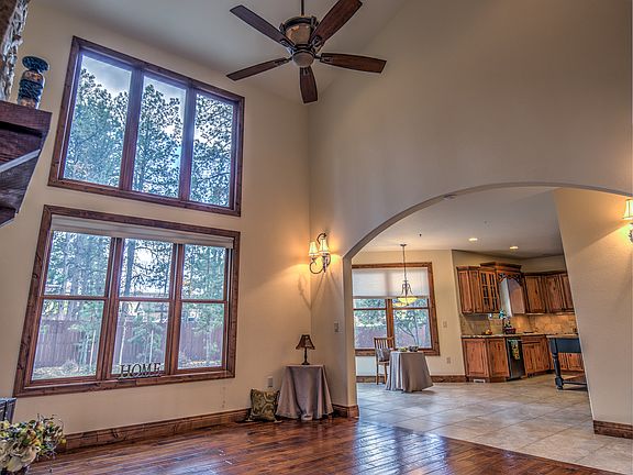 5th image of 645 Meadowlark Ln