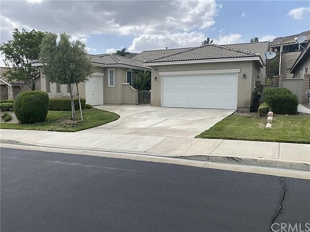 1st image of 28346 Panorama Hills Dr