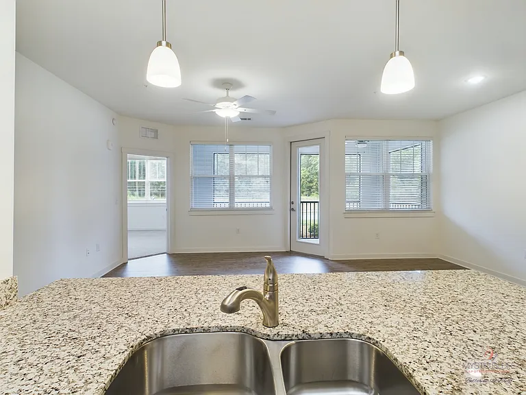 Mystic Bluff Apartments — Photo 94