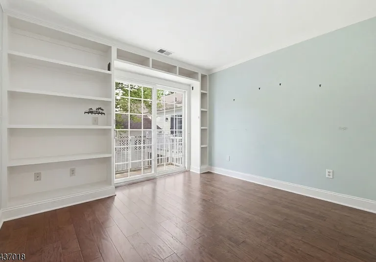 130 Smithfield Ct — Photo 15