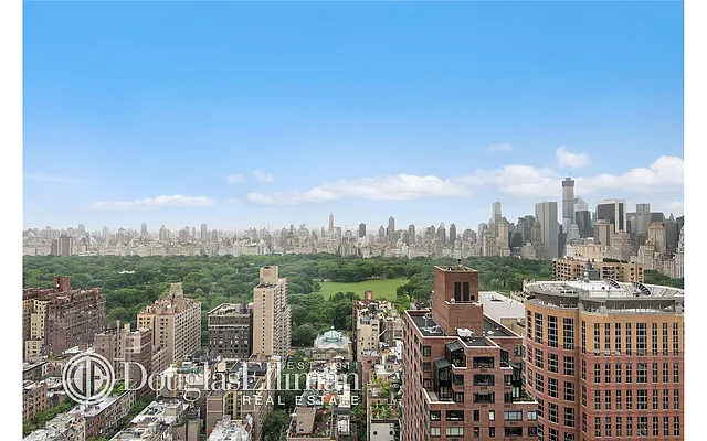 Rented by Douglas Elliman | media 24