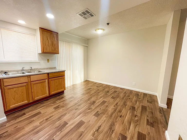 15740 Sueno Lane — Photo 5
