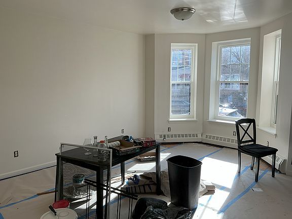 2nd image of 743 New Jersey Ave #1