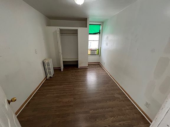 3rd image of 798 Elsmere Pl #1