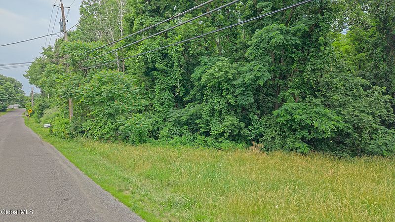 4th image of L2 S Old Post Road