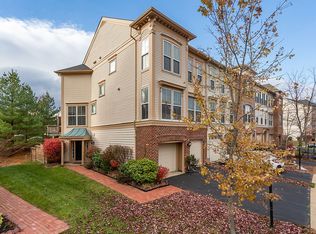 21425 Falling Rock Ter, Ashburn, VA 20148