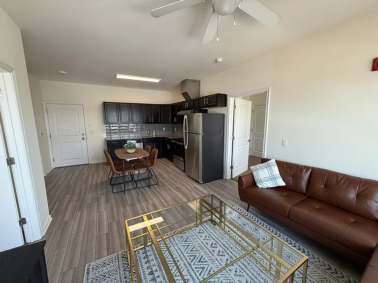 510 Hamilton — Photo 19