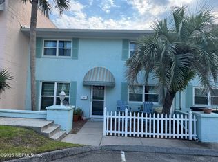 2233 Seminole Rd APT 33, Atlantic Beach, FL 32233