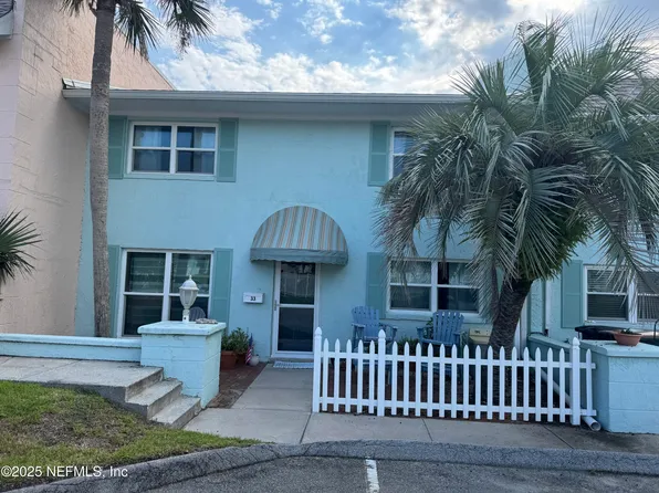2233 Seminole Rd APT 33, Atlantic Beach, FL 32233