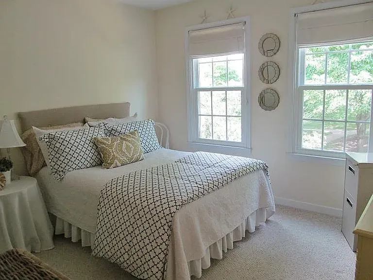 2410 Barnside Cir — Photo 9