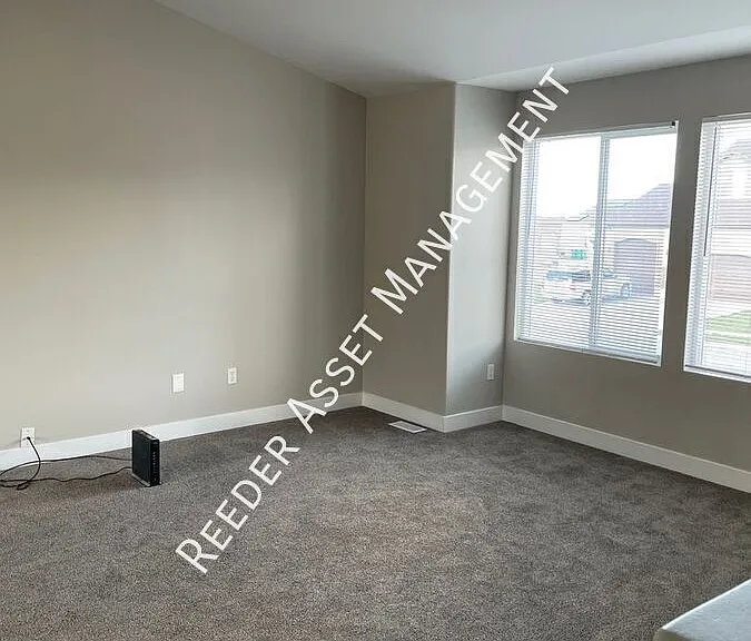 3327 W 4350 S — Photo 10