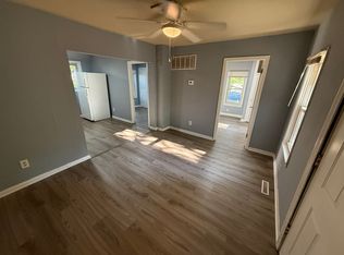 10609 E 15th St S APT B, Independence, MO 64052