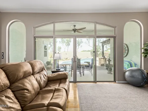 4370 E SUNDANCE Court E, Gilbert, AZ 85297