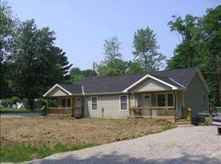 13281-13283 Queen Rd NE, Thornville, OH