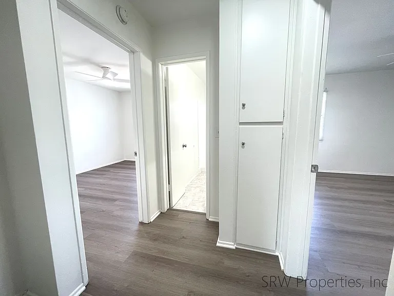 4706-4708 Kester Ave — Photo 10