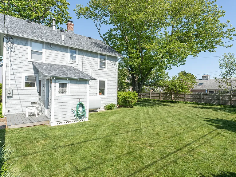 122 Taylor Ave — Photo 28