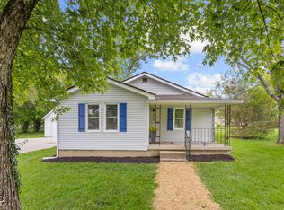 425 Patterson Rd, Columbus, IN 47203