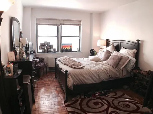 Rented by R New York | media 55