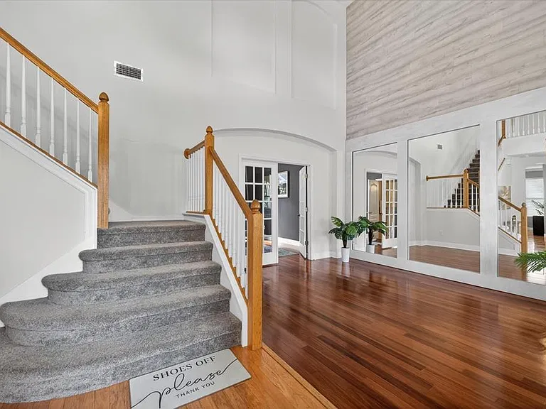 11115 Avery Oaks Dr — Photo 6