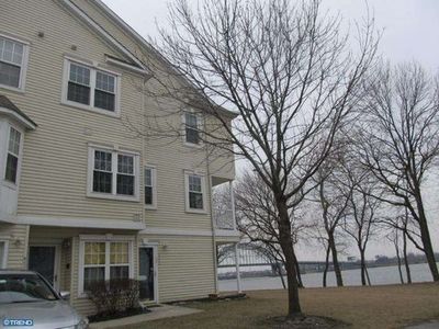 6212 Riverfront Dr, Palmyra, NJ, 08065