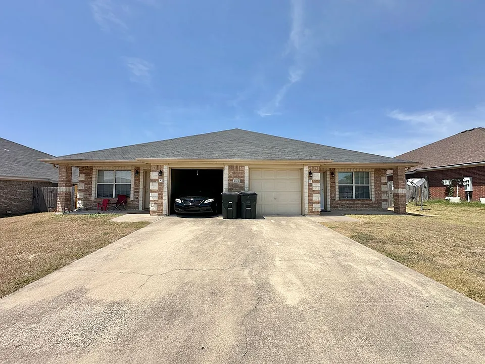 4304 Elms Run Cir