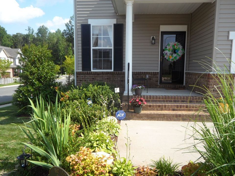 1st image of 8734 Hollyhedge Ln