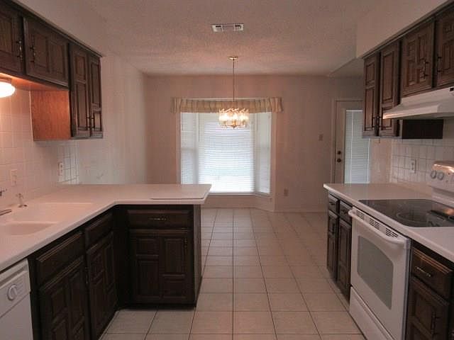 2nd image of 3700 South Ct