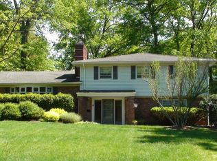 9 Westgate Rd, Livingston, NJ 07039