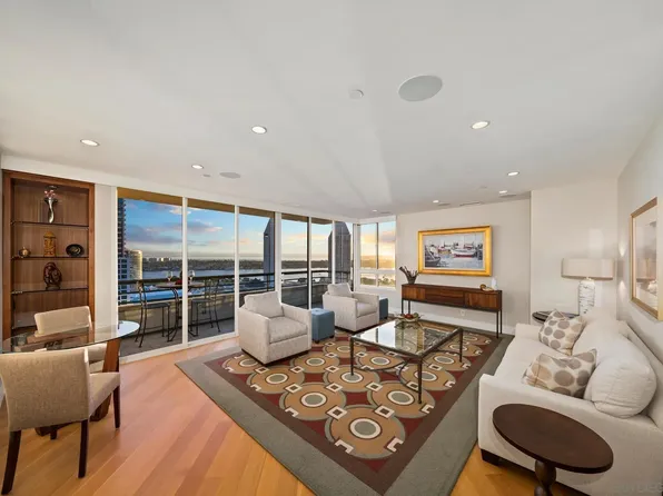 700 Front St Unit 1802, San Diego, CA 92101