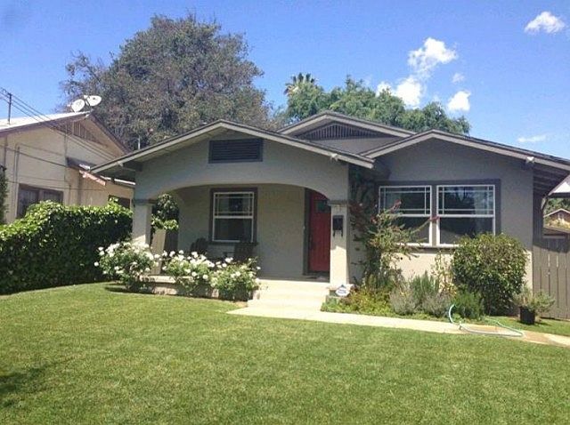 1st image of 999 E Mountain St