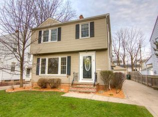 4052 Charlton Rd, South Euclid, OH 44121