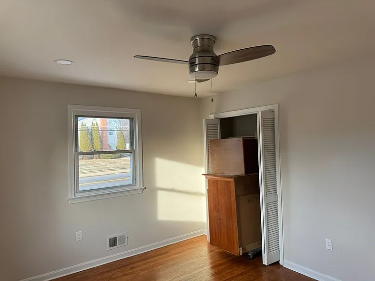 9507 Fort Foote Rd — Photo 13