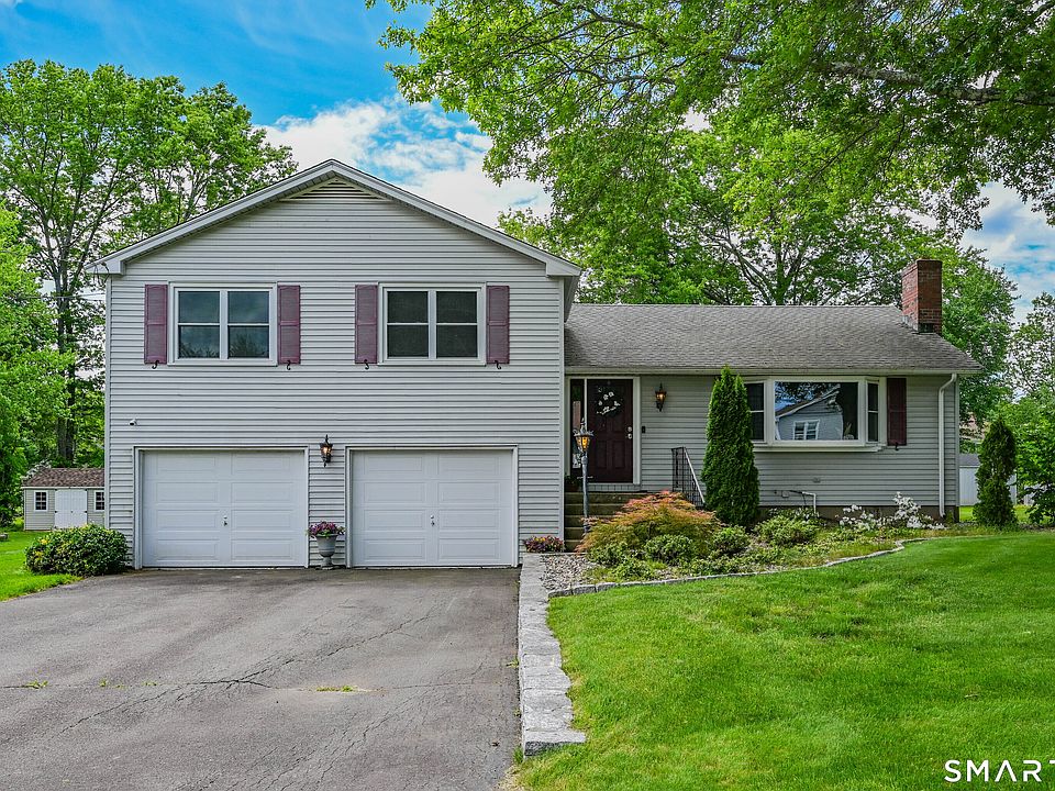 1st image of 22 Westwood Drive