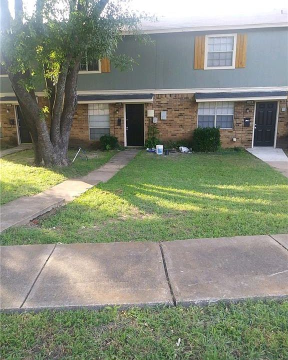 2nd image of 302 Candlewood Ln #316