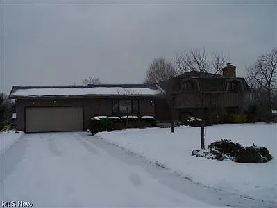 2915 Northview Dr photo 1