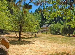 13836 Meadow View Dr, Grass Valley, CA 95945