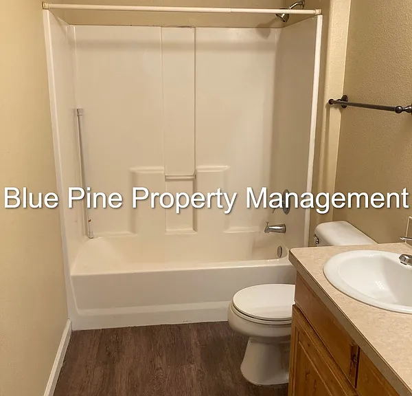 133 Clubhouse Cir #101 — Photo 11