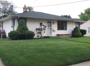 1515 Vassar Dr, Kalamazoo, MI 49001