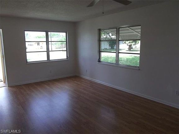 4th image of 10 Willow St