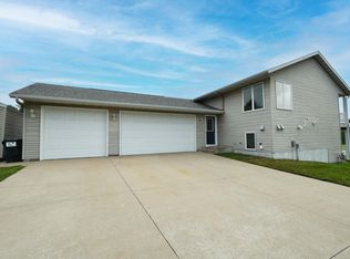 101 6th Ave NE, Elgin, MN 55932