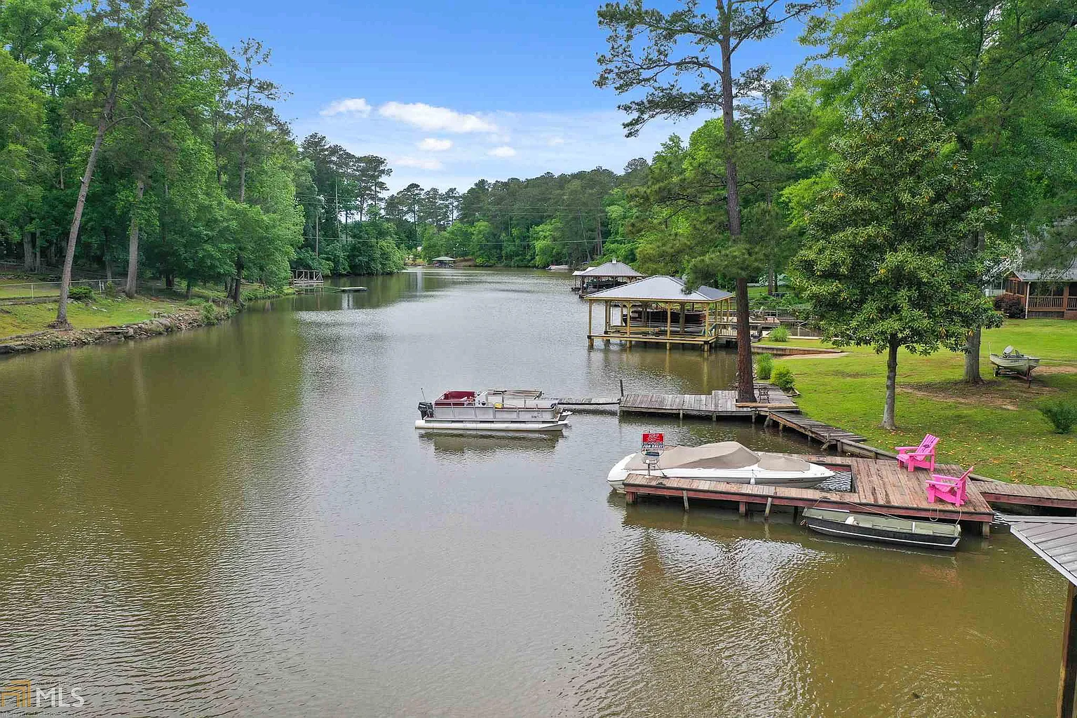 175 Mayo Rd photo 1