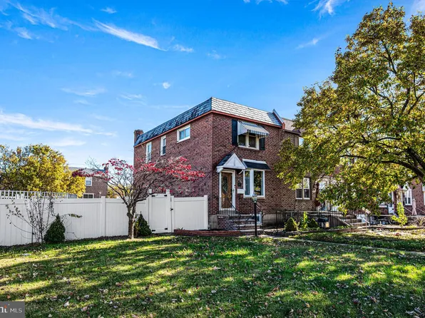 900 Maple Ave, Glenolden, PA 19036