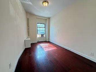 121 West 104th Street