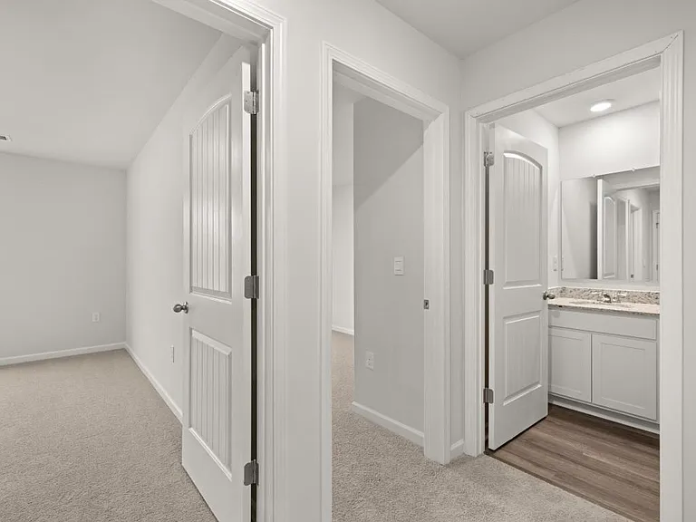 5976 Skylar Dr — Photo 30