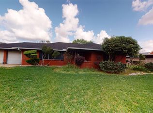 3521 Westside Dr, Pasadena, TX 77504